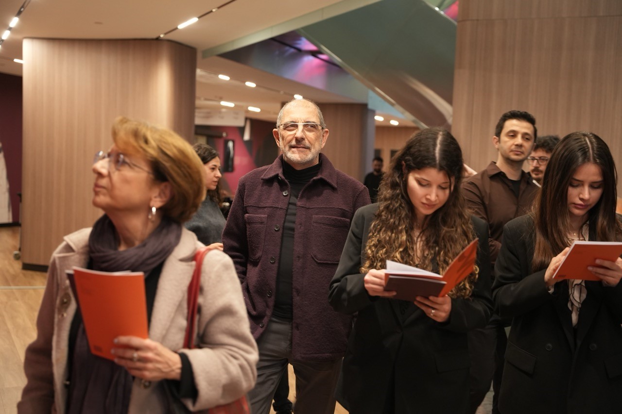286 eserden oluşan Yılmaz Zenger koleksiyonu ziyarete açıldı 5 286 eserden olusan yilmaz zenger koleksiyonu ziyarete acildi 1 ytEhFYim