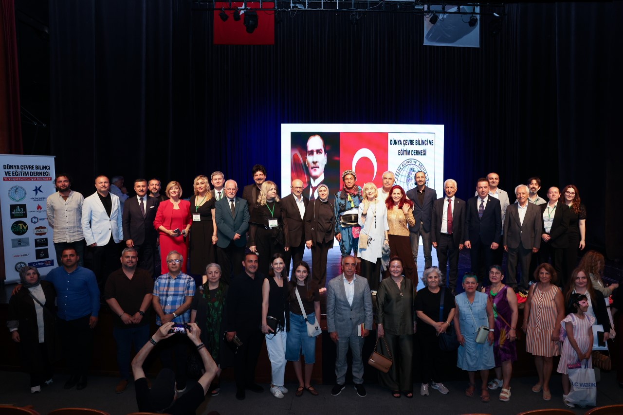 2.Yüzyıl Cumhuriyet Ödülleri sahiplerini buldu 5 2yuzyil cumhuriyet odulleri sahiplerini buldu 1 JIJKKzH6