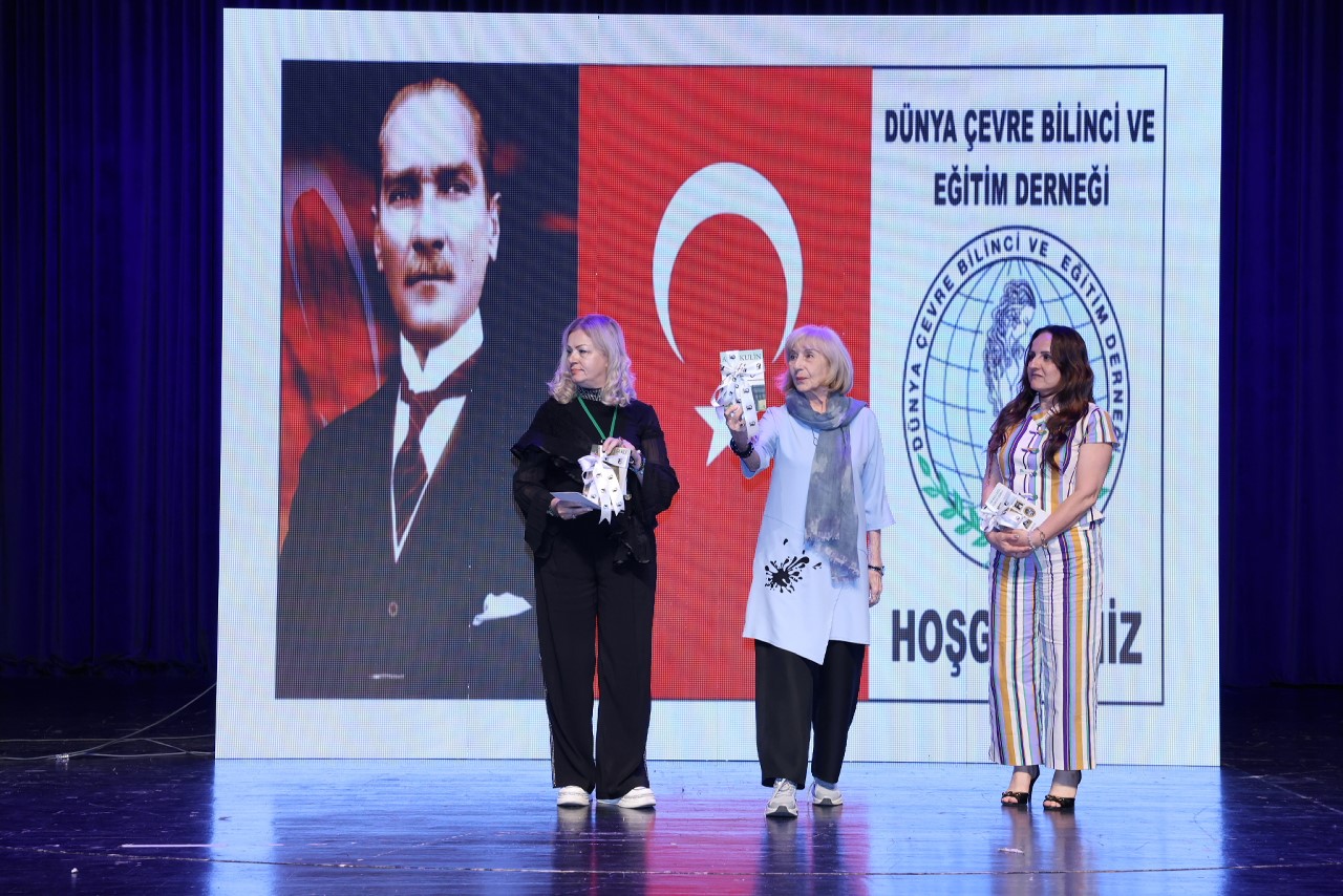 2.Yüzyıl Cumhuriyet Ödülleri sahiplerini buldu 8 2yuzyil cumhuriyet odulleri sahiplerini buldu 4 JqzasrKU