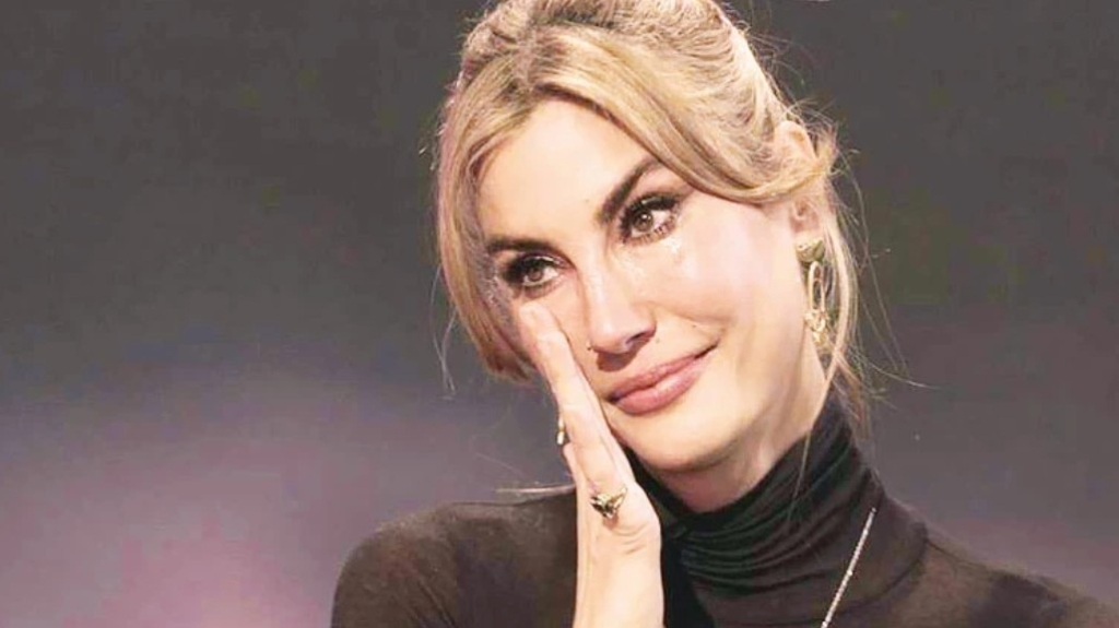 Çağla Şıkel unutmak istediği tek anı neden açıkladı?