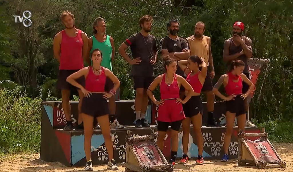 Survivor 2026 kırmızı ve mavi takım kadrosunda kimler var?