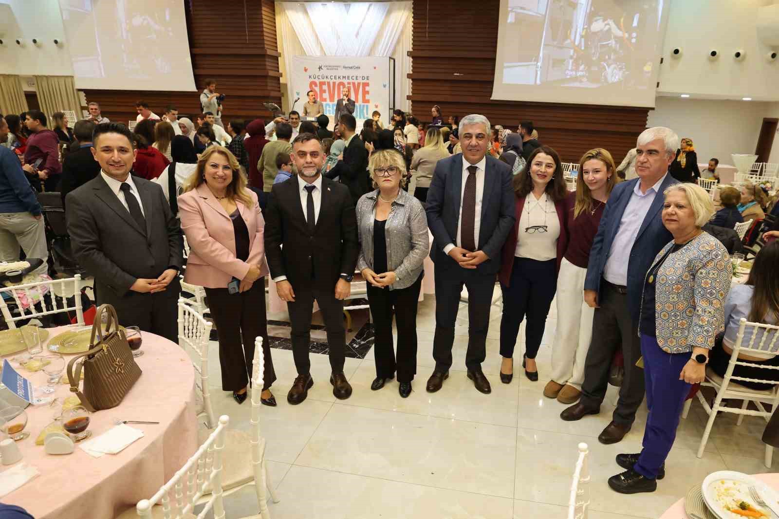 3 aralik dunya engelliler gununde kucukcekmecede anlamli bulusma 2