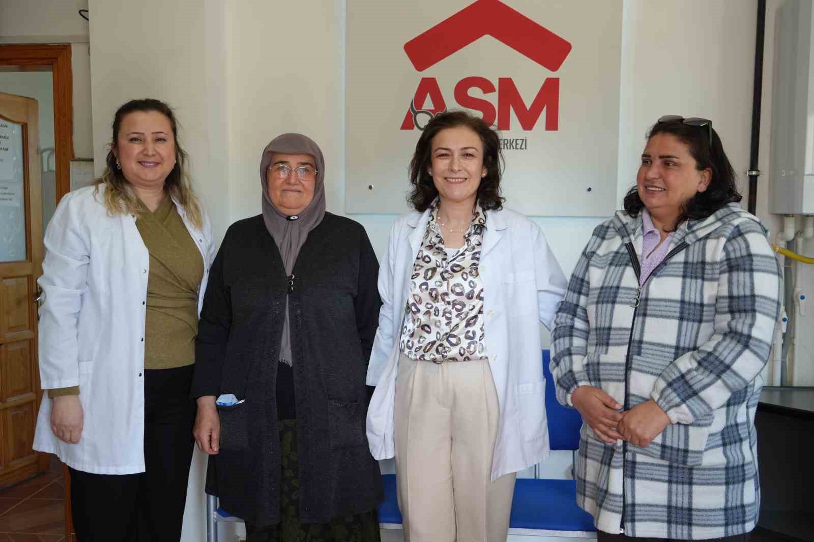 3 bin kisiyi arayarak kanser taramasina ikna eden ebenin azmi 1 5MLCSeht