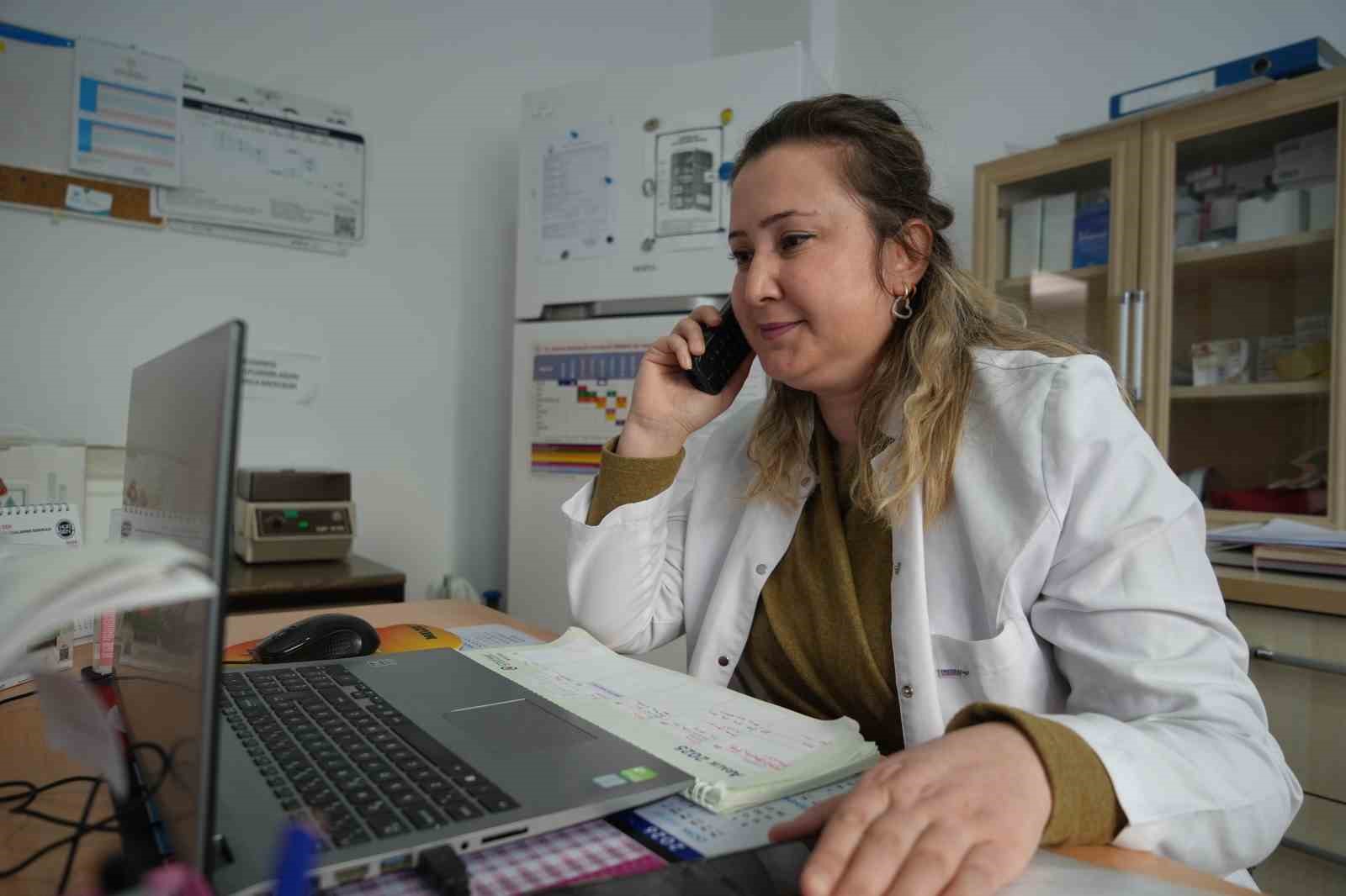 3 bin kisiyi arayarak kanser taramasina ikna eden ebenin azmi 3 9j4uuwXt