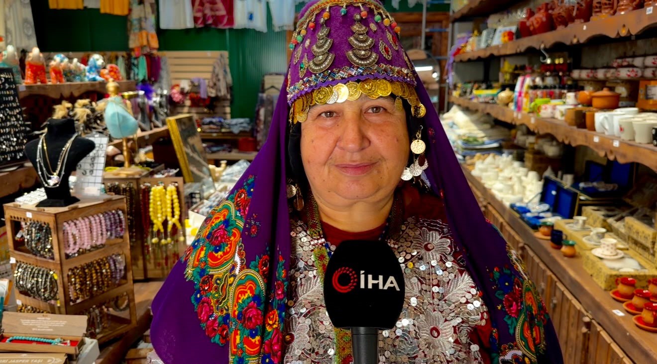 3 bin yillik frig vadisi yaz sezonunda ziyaretci akinina ugruyor 0 vTGey5cE