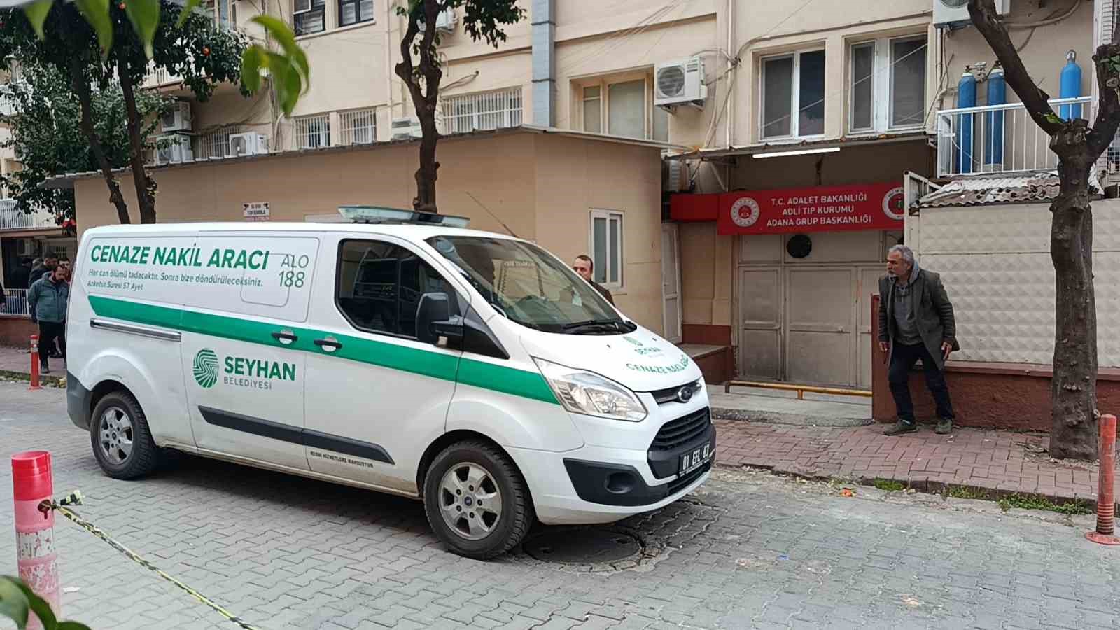 3 cocuk annesi kocasi tarafindan bogularak olduruldu 1 lWIeD4WA