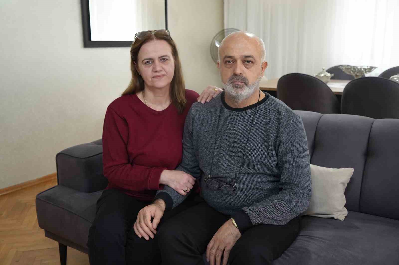 3 gun enkazda kalan aile depremi unutamiyor 4 CIukFPDH