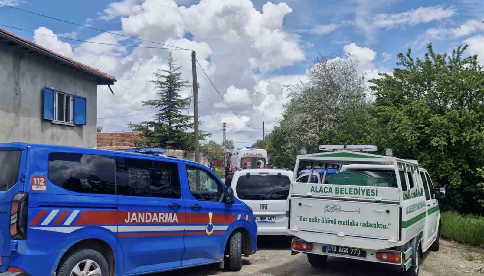 3 gündür haber alınamıyordu, evinde ölü bulundu 6 3 gundur haber alinamiyordu evinde olu bulundu 2 ZJlaUzvA