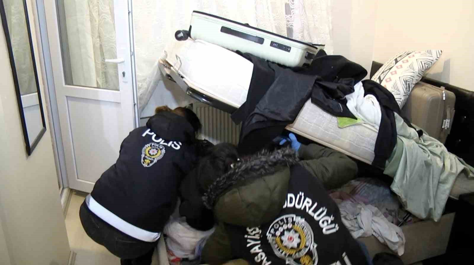 3 kisinin oldugu saldirinin dugumu cozuluyor 6 supheli tutuklandi 1 184CPyaA