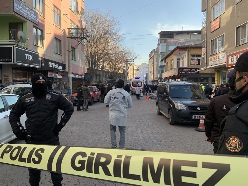 3 kişiyi öldüren cinayet zanlısı hakim karşısında 4 3 kisiyi olduren cinayet zanlisi hakim karsisinda 0 O88ud7b9