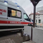 3-metre-yukseklikten-dusen-elektrik-teknikeri-hastanede-hayatini-kaybetti-nl6hMXhy.jpg