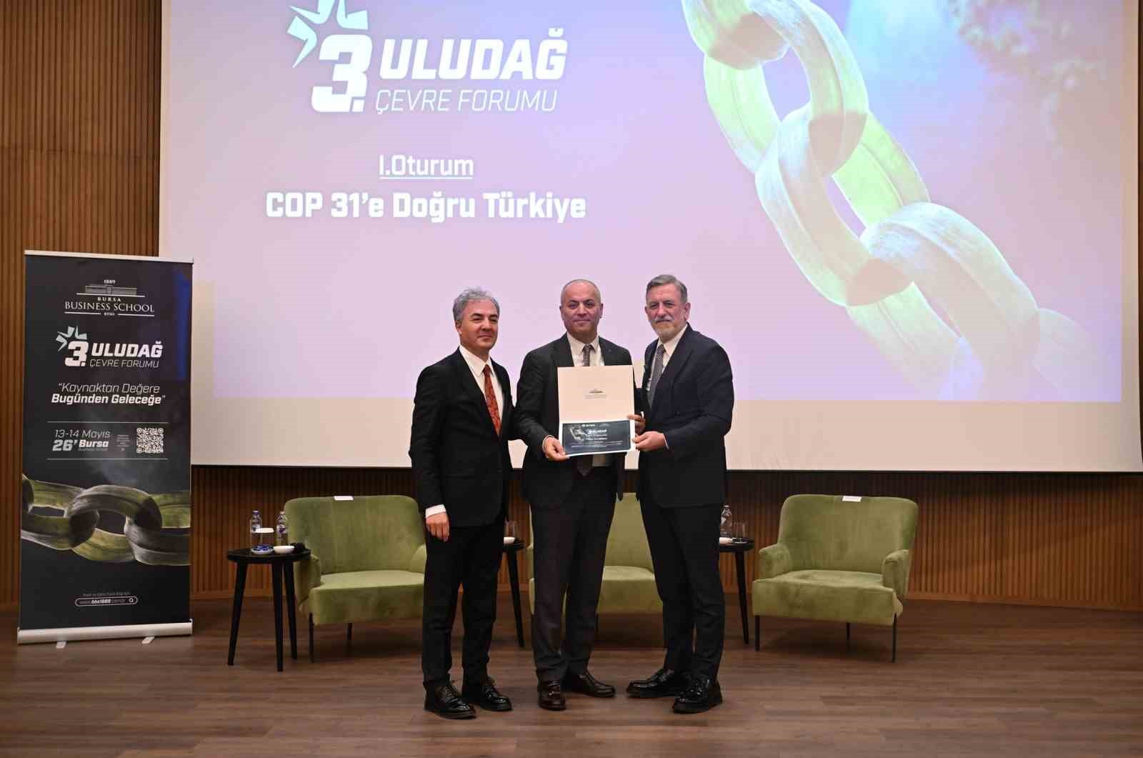 3 uludag cevre forumu bursa business schoolda basladi 1 27eKsYlc