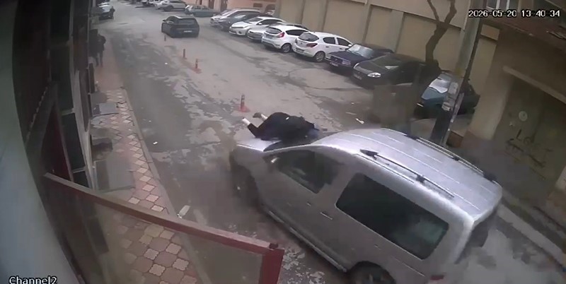 3 yayadan 1’inin ölümüne neden olan kaza anı kamerada 6 3 yayadan 1inin olumune neden olan kaza ani kamerada 2 r5U8dA7q