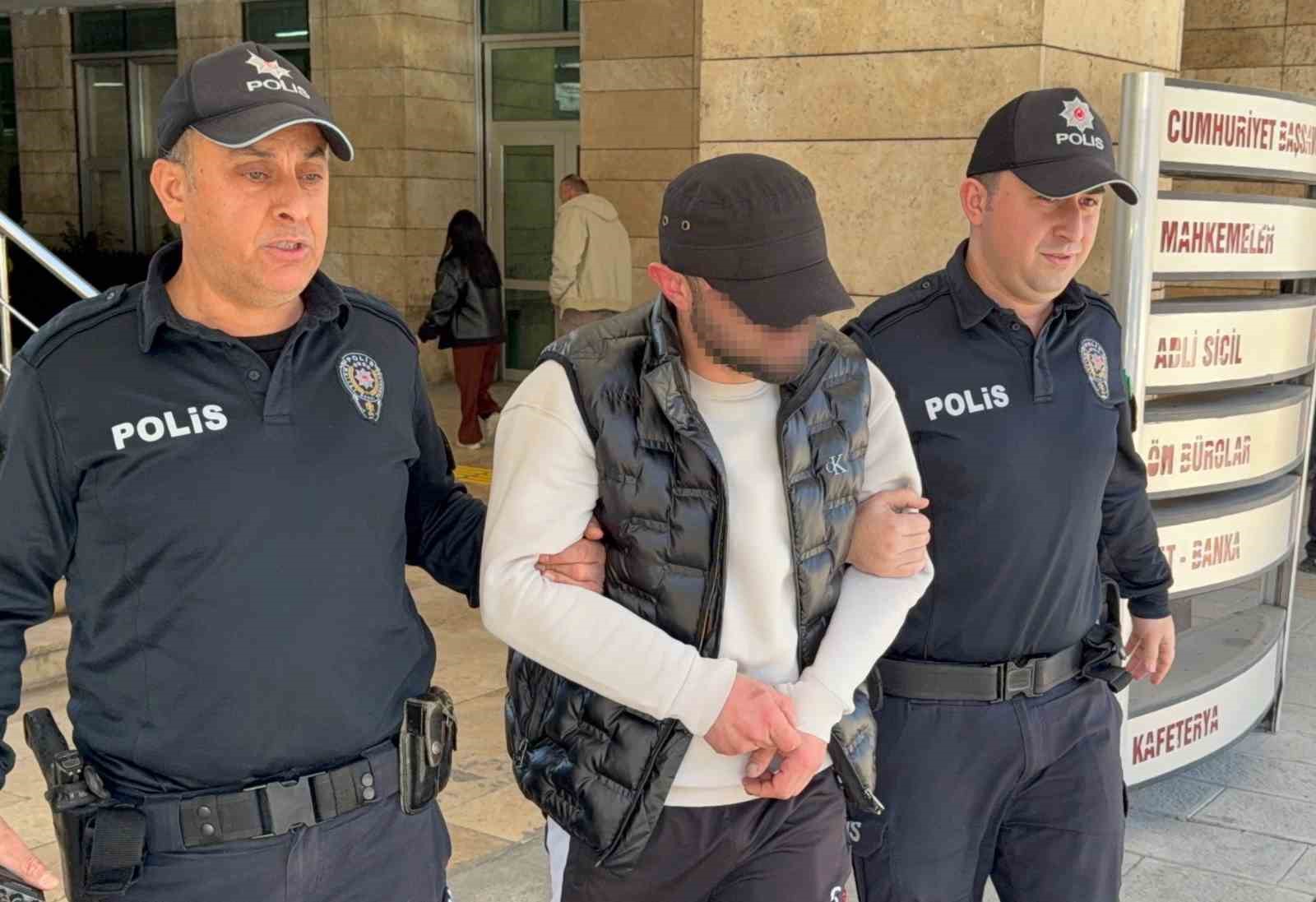 3 yil 4 ay hapis cezasiyla aranan sahis yakalandi 0 uS73cD6v