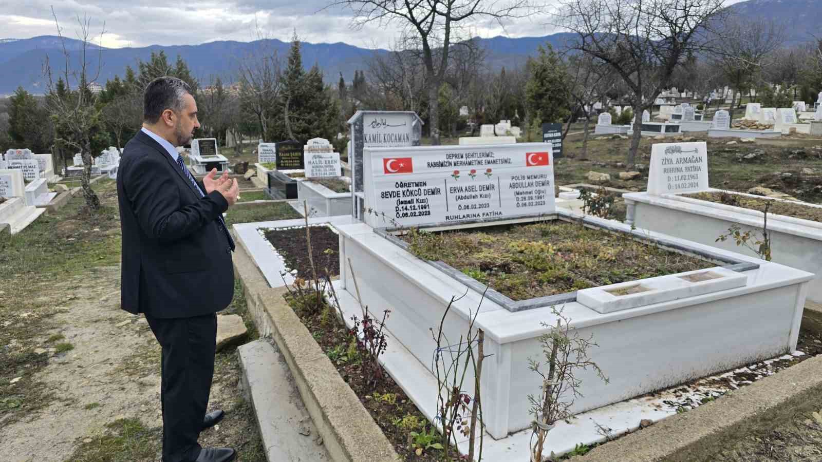 3 yil gecti aci dinmedi evladini ve damadini kaybeden baba konustu 0
