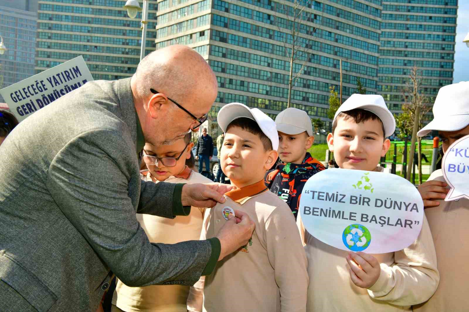 30 mart sifir atik gununde esenyurtlu cocuklara cevre bilinci asilandi 2 BWAPqZqS