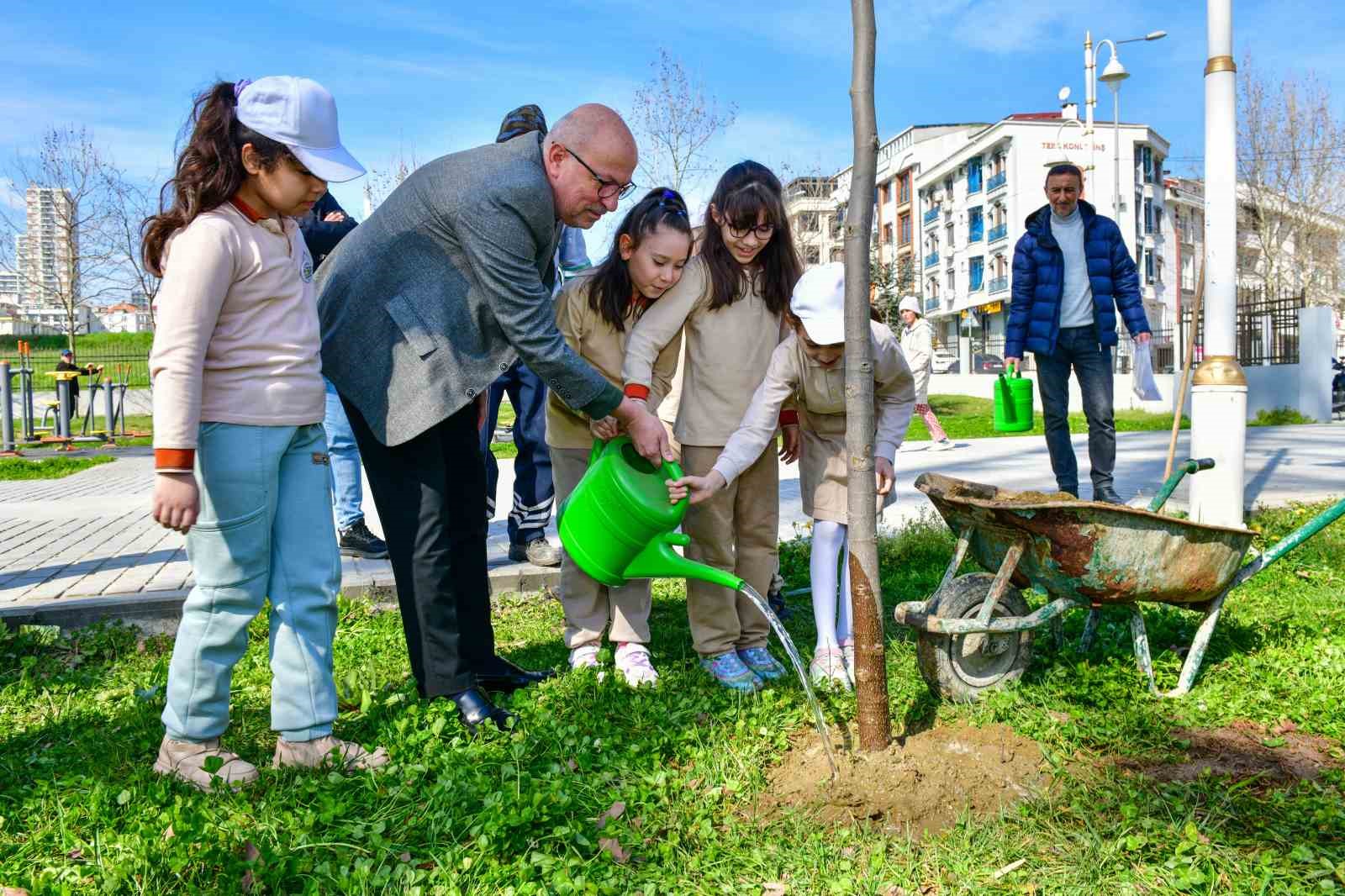 30 mart sifir atik gununde esenyurtlu cocuklara cevre bilinci asilandi 6 O8v4uHL8