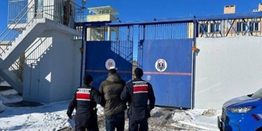 30-suc-kaydi-olan-dolandirici-yakalandi-YWZd9akB.jpg