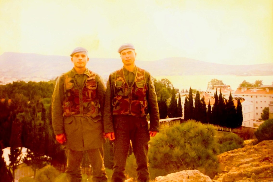 30 yil once sehit olan askerin silah arkadasindan sehit annesine duygulandiran ziyaret 2