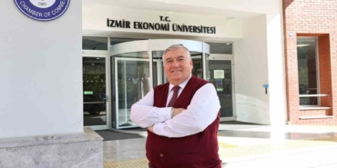 30-yillik-emege-uluslararasi-onur-RF6RLthE.jpg