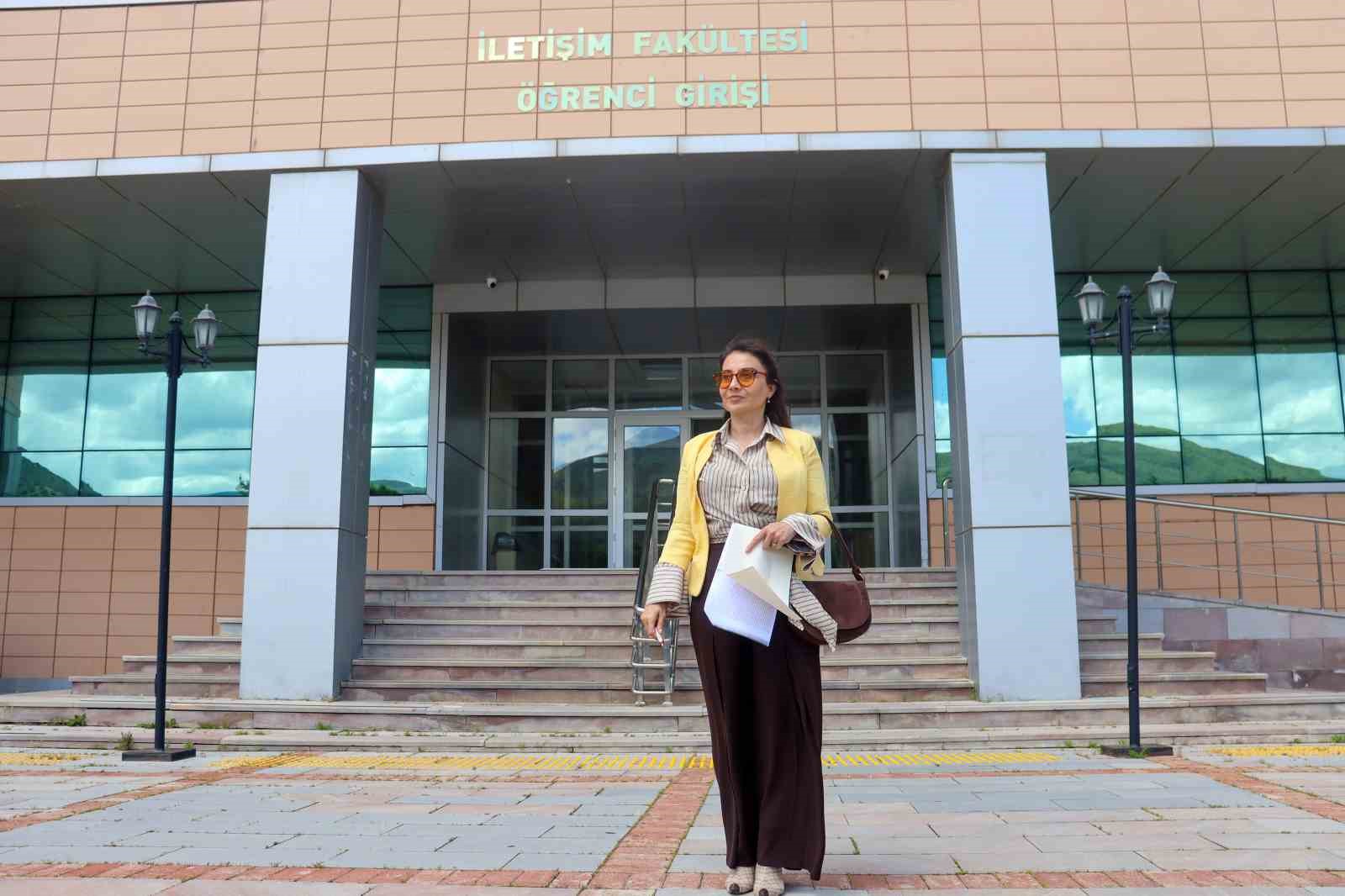 30 yıllık yarım kalan hayal birincilikle taçlandı 8 30 yillik yarim kalan hayal birincilikle taclandi 4 YTHSyCrd