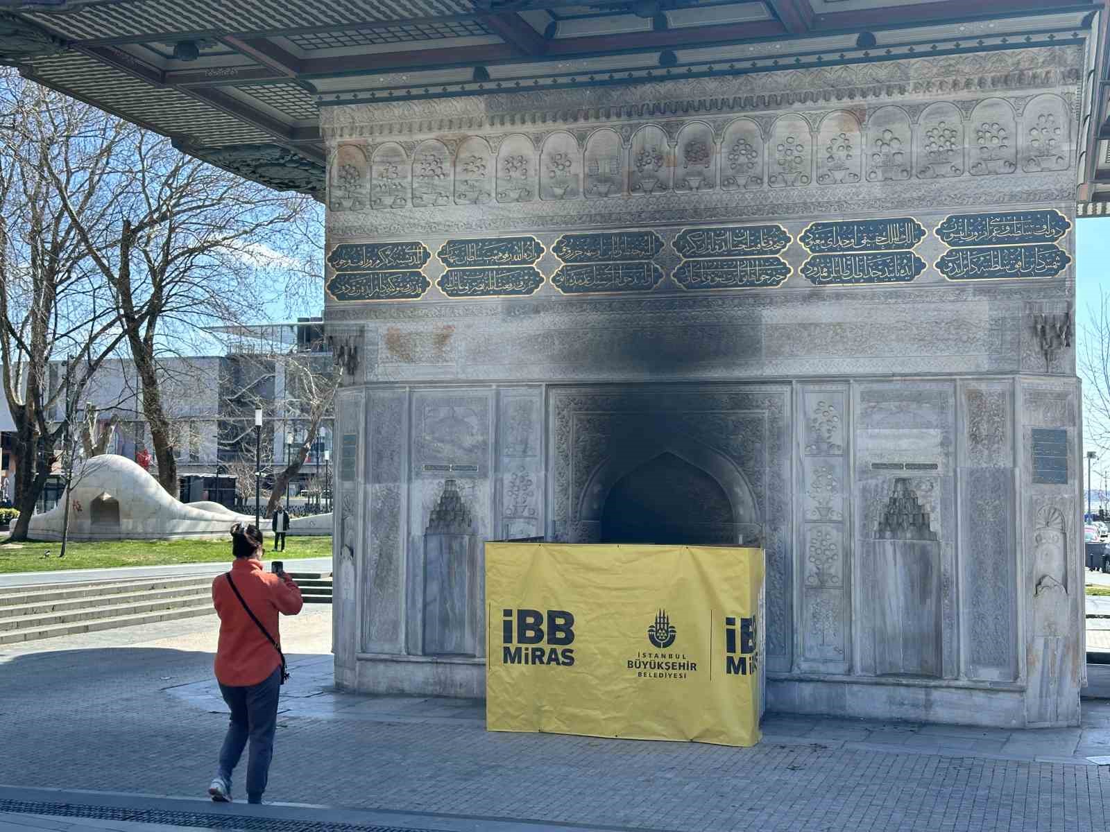 300 yillik tophane cesmesi ates yakilmasi sonucu zarar gordu 0 jkqyXwZA