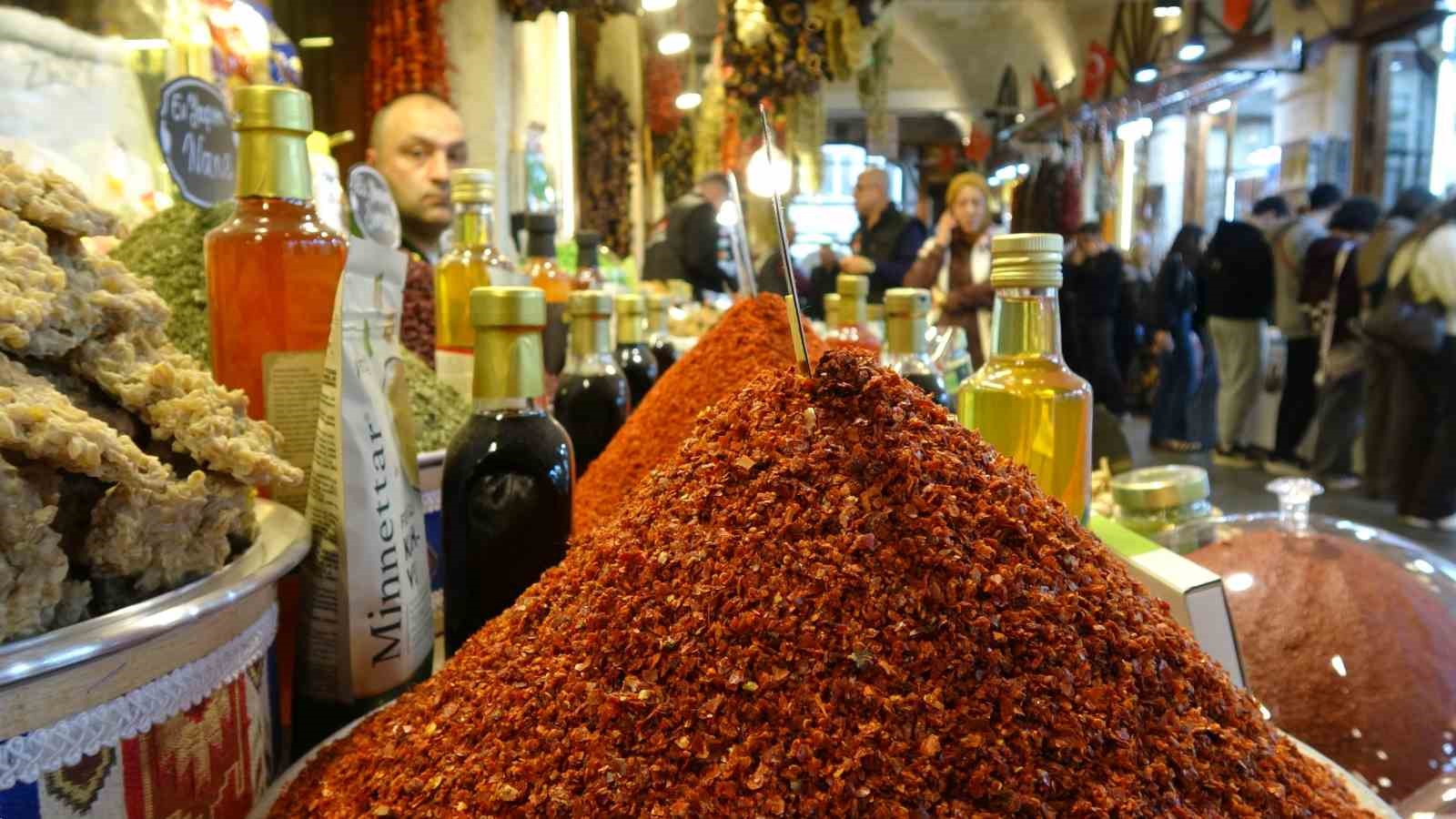 300 yıllık Zincirli Bedesten turistlerin gözdesi 7 300 yillik zincirli bedesten turistlerin gozdesi 3 GhHhIBz3