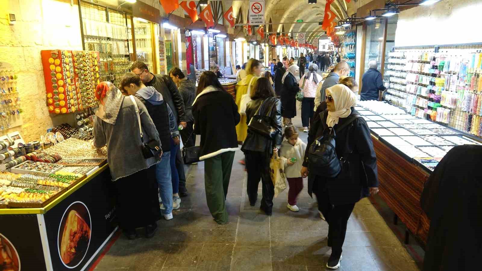 300 yıllık Zincirli Bedesten turistlerin gözdesi 9 300 yillik zincirli bedesten turistlerin gozdesi 5