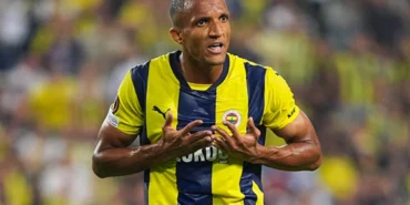 3058-becao-serie-aya-geri-donuyor-iste-fenerbahcenin-kasasina-girecek-bonservis-bedeli