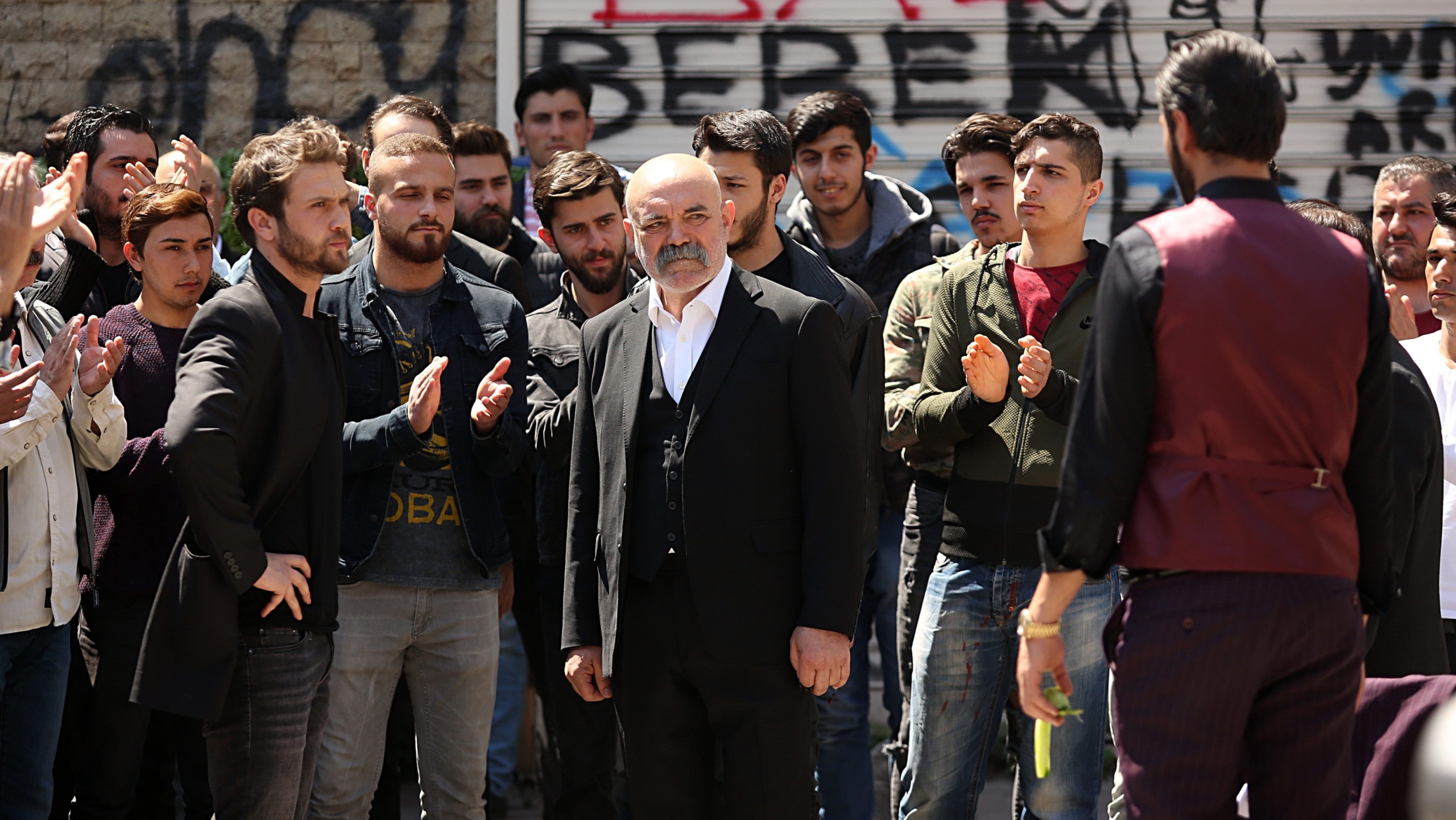 Çukur dizisi konusu kısaca ne anlatıyordu?