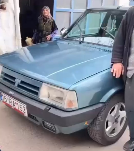 32 yil sonra mavisinden gozyasi dokerek ayrildi 4 bv9Z36hi