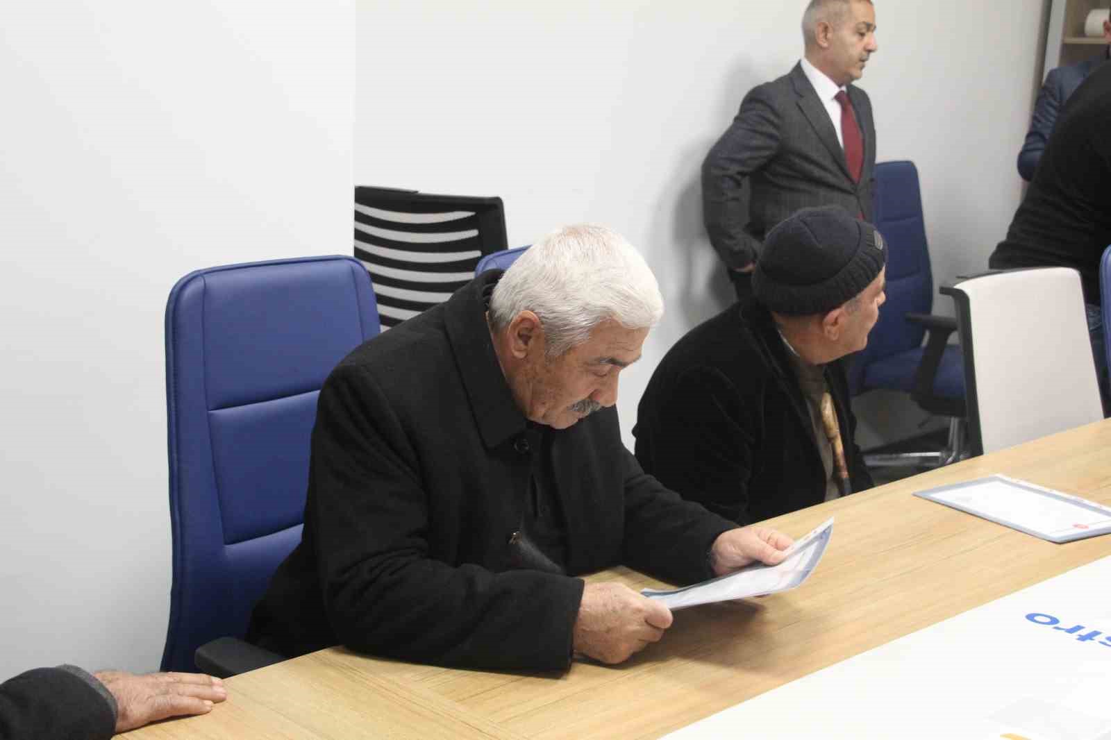 32 yillik hasret sona erdi seslice koyu tapularina kavustu 2 93HmSBtL