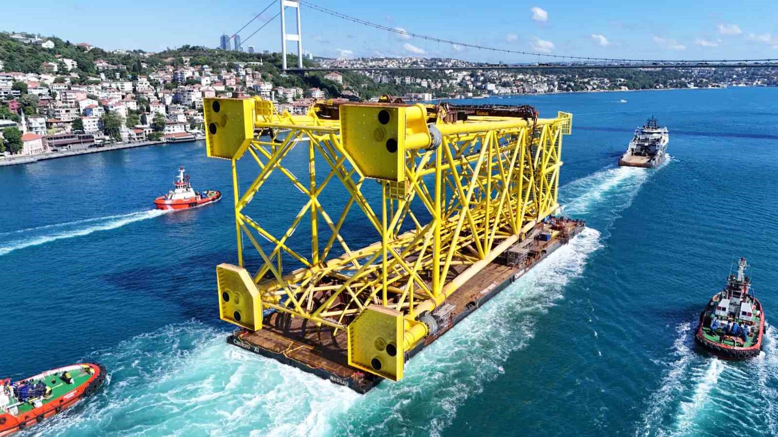 350 metrelik sondaj platformu iskelesi dron ile görüntülendi 5 350 metrelik sondaj platformu iskelesi dron ile goruntulendi 1 rhWvwyfg
