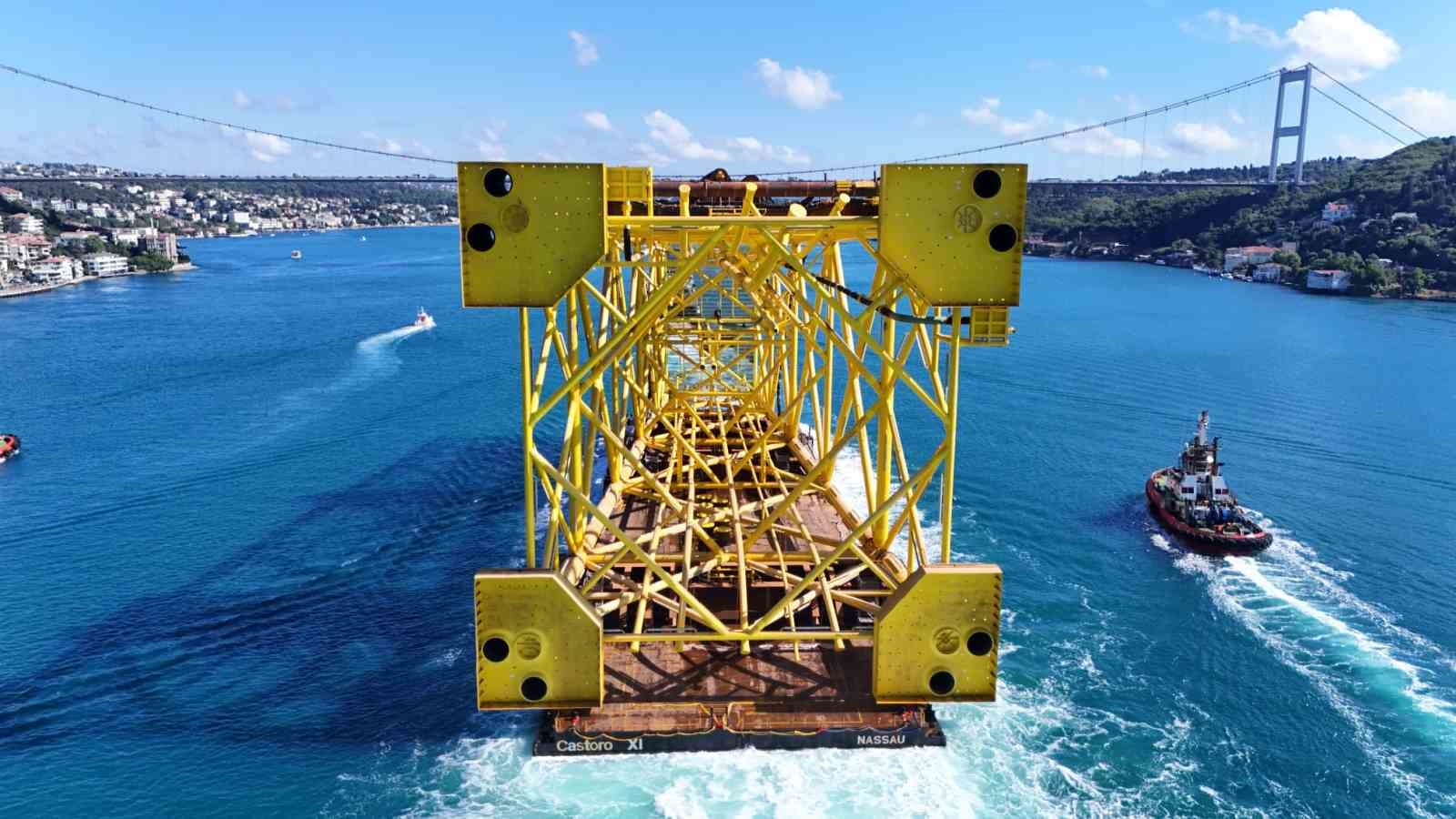 350 metrelik sondaj platformu iskelesi dron ile görüntülendi 6 350 metrelik sondaj platformu iskelesi dron ile goruntulendi 2 t6tvpnAC