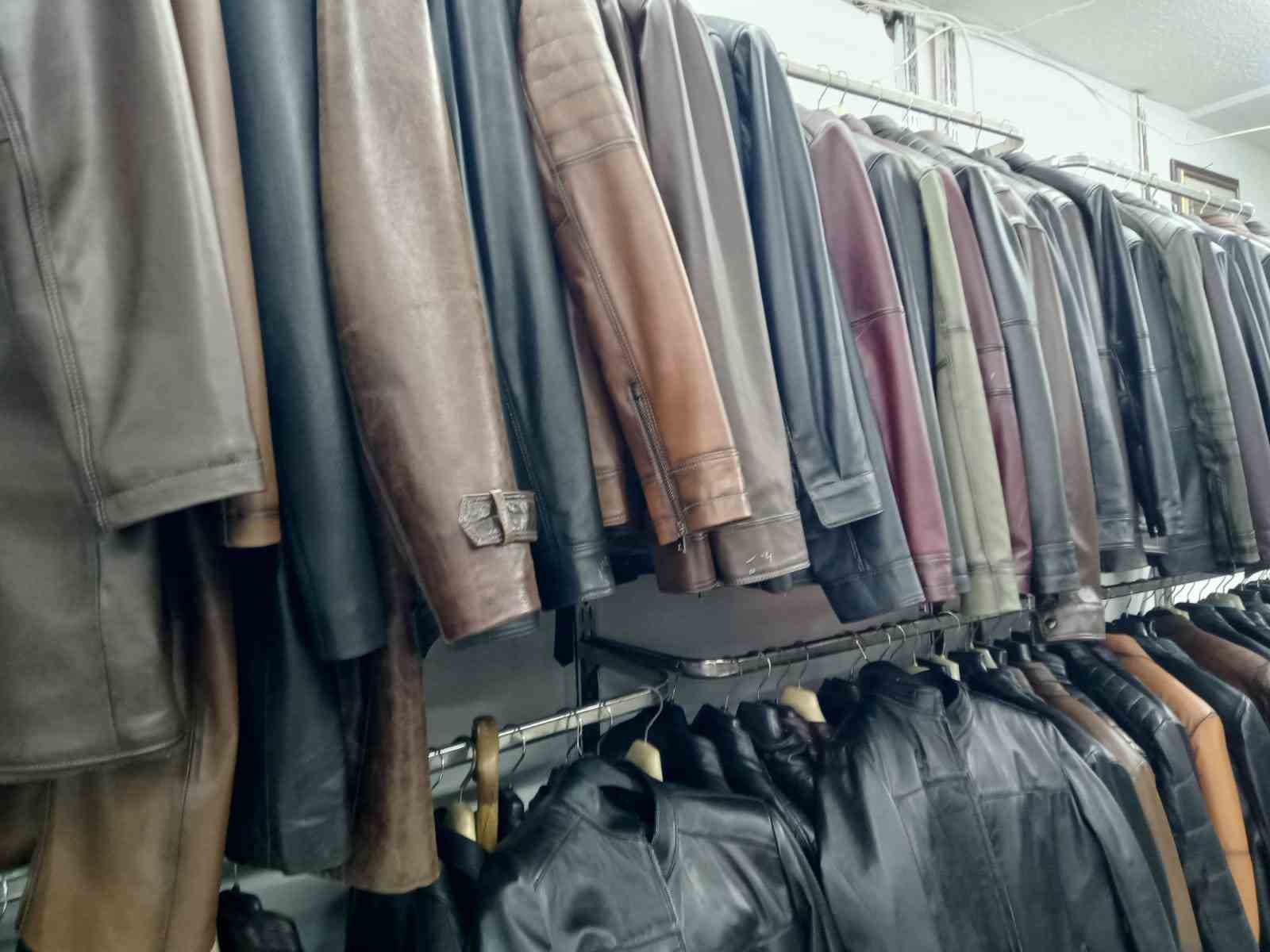 36 yillik deri ustasinin cagrisi cirak yetismiyor meslek unutuluyor 9 VzZ13OEf