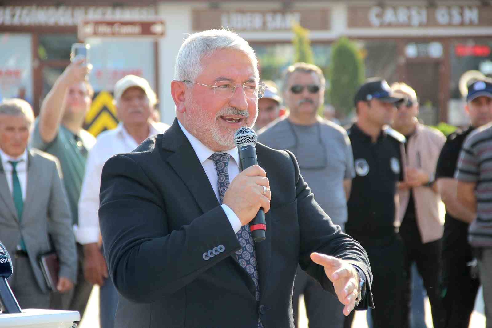 38 uluslararasi hitit fuar ve festivali kortej yuruyusuyle basladi 3 SuGmBPnO