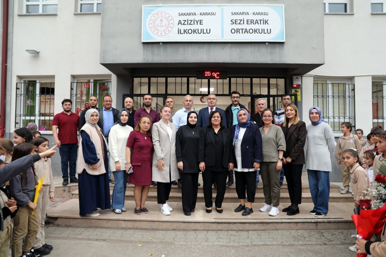 39 yillik egitimciye unutulmaz veda gozyaslariyla ugurlandi 6 rf32Qz69