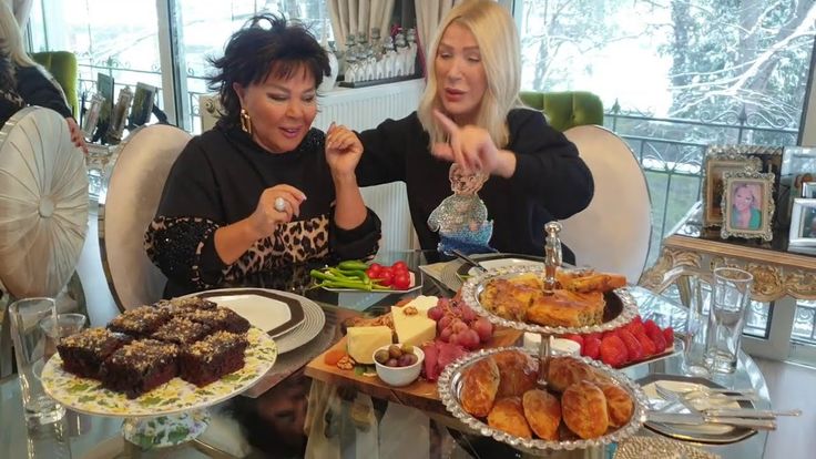 7 Aylık Özlem Bitti! Seda Sayan ve Safiye Soyman’ın Buluşması Sosyal Medyayı Karıştırdı: “Gerçek Dostluğa Zaman İşlemez!” 9 Seda Sayan ve Safiye Soyman’ın Buluşması Sosyal Medyayı Karıştırdı