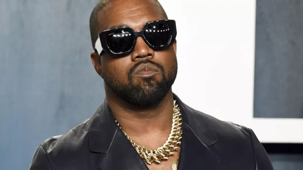 Kanye West Türkiye Konseri Açıklandı! 11 Yıl Sonra İstanbul’da Sahne Alacak 21 4 18
