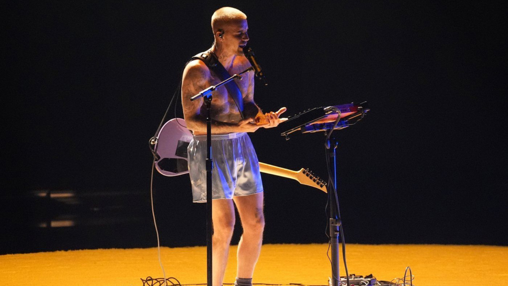 Justin bieber’ın sahnelere dönüşü neden bu kadar olay oldu?
