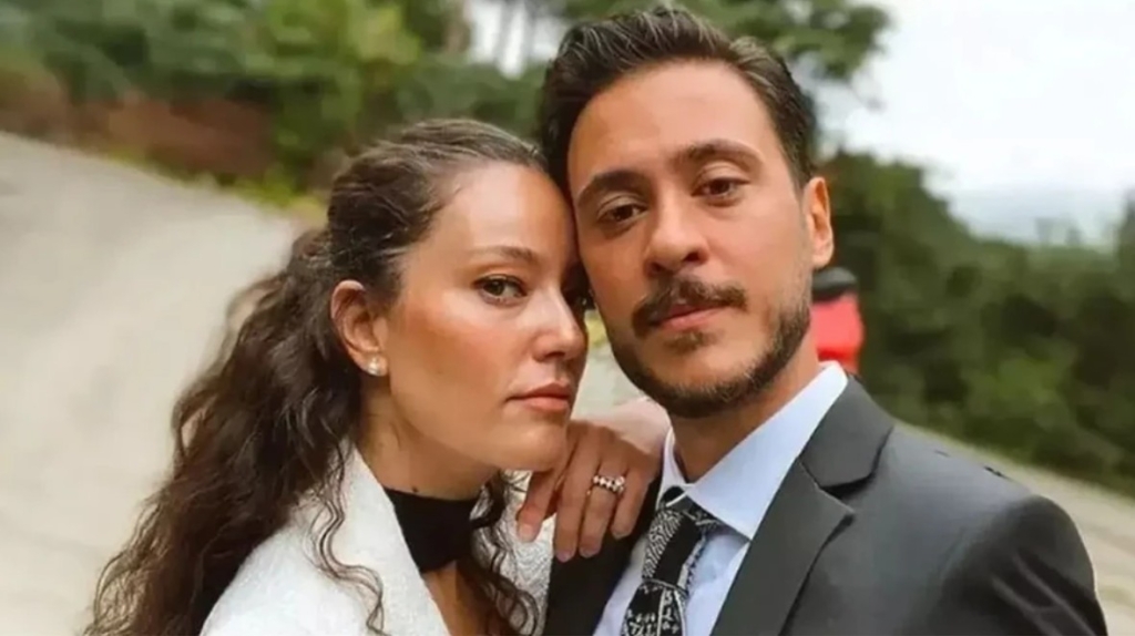 Anıl Altan ve Pelin Akil gerçekten boşandı mı?