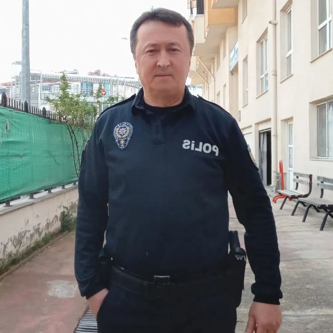 4 gun sonra emekli olacagi icin arkadaslariyla vedalasan polis kazada hayatini kaybetti 5 cjd7uShv