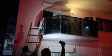 4-kez-bicakladi-sonra-112yi-aradi-yasasin-istedim-olmesin-diye-ambulans-cagirdim-JRu8ceiV.jpg