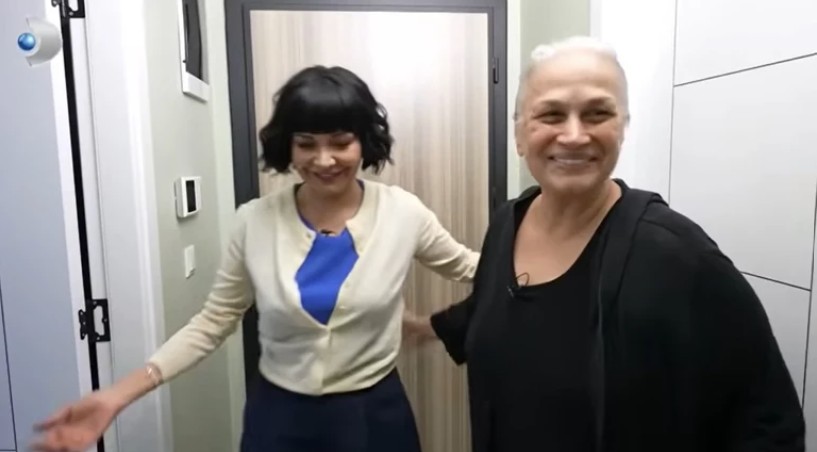 Evrim Akın  Nihal Menzil’in sıcak yuvasına konuk oldu.