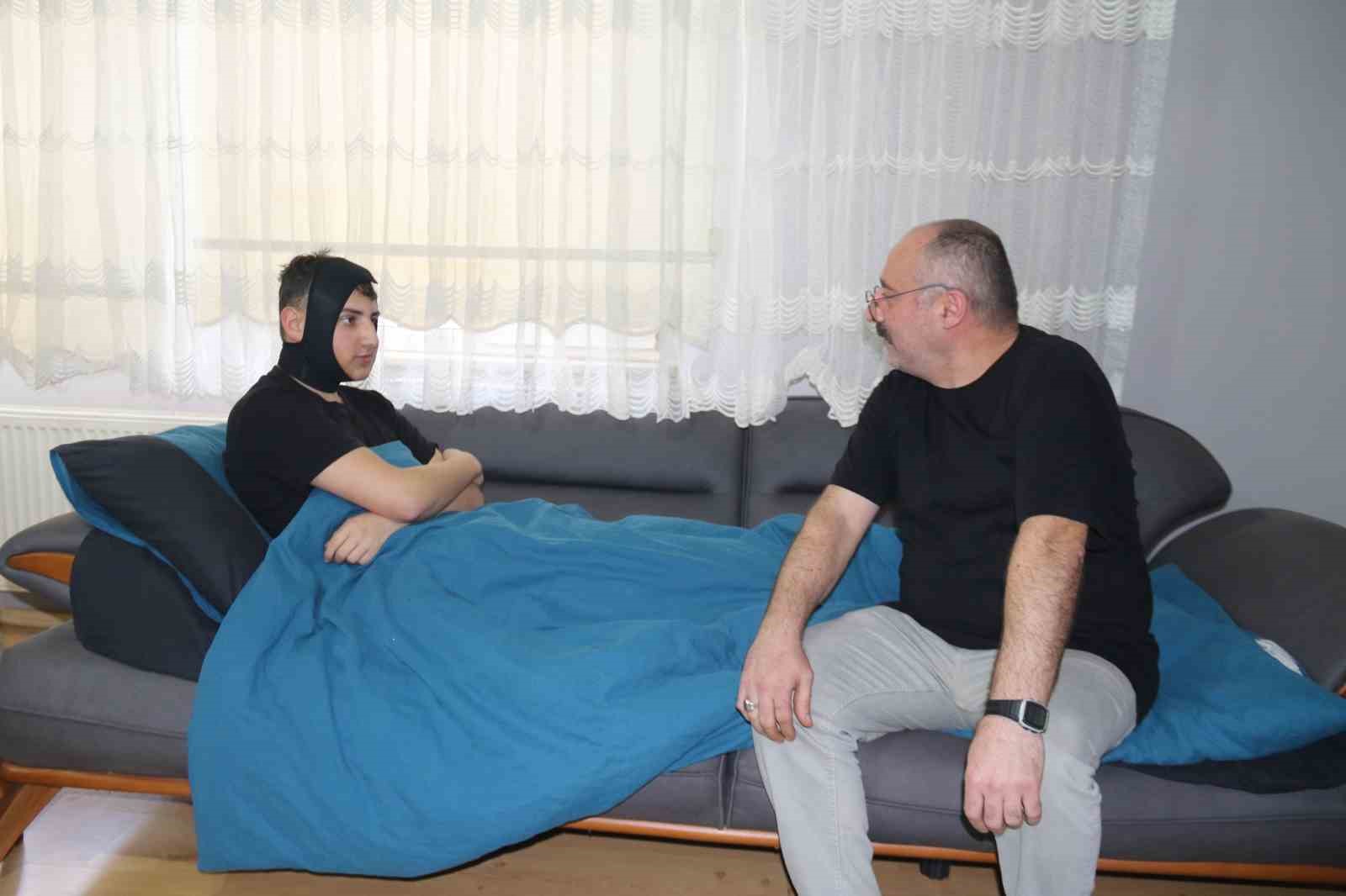 4 ogrenci tarafindan omuriligi kirilan kayra polislik hayalinden mahrum kalmak istemiyor 2 FBUrGRkf
