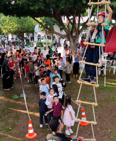 4-uluslararasi-tarsus-festivali-tum-coskusuyla-suruyor-hjjPuXeg.jpg
