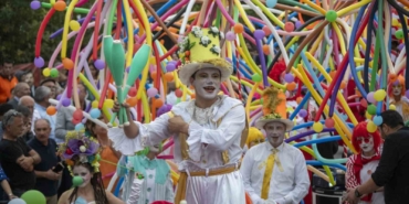 4-ulusulararasi-tarsus-festivali-renkli-goruntulerle-basladi-sVS67ivR.jpg
