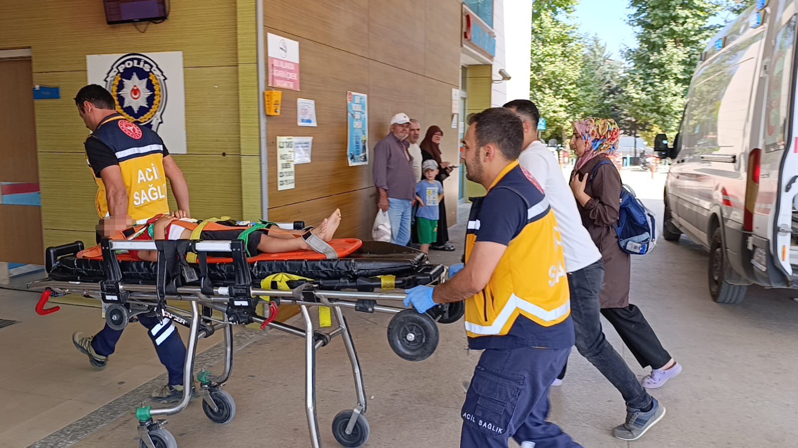 4 yaşındaki çocuk balkondan düştü 4 4 yasindaki cocuk balkondan dustu 0 wzNOKAPT