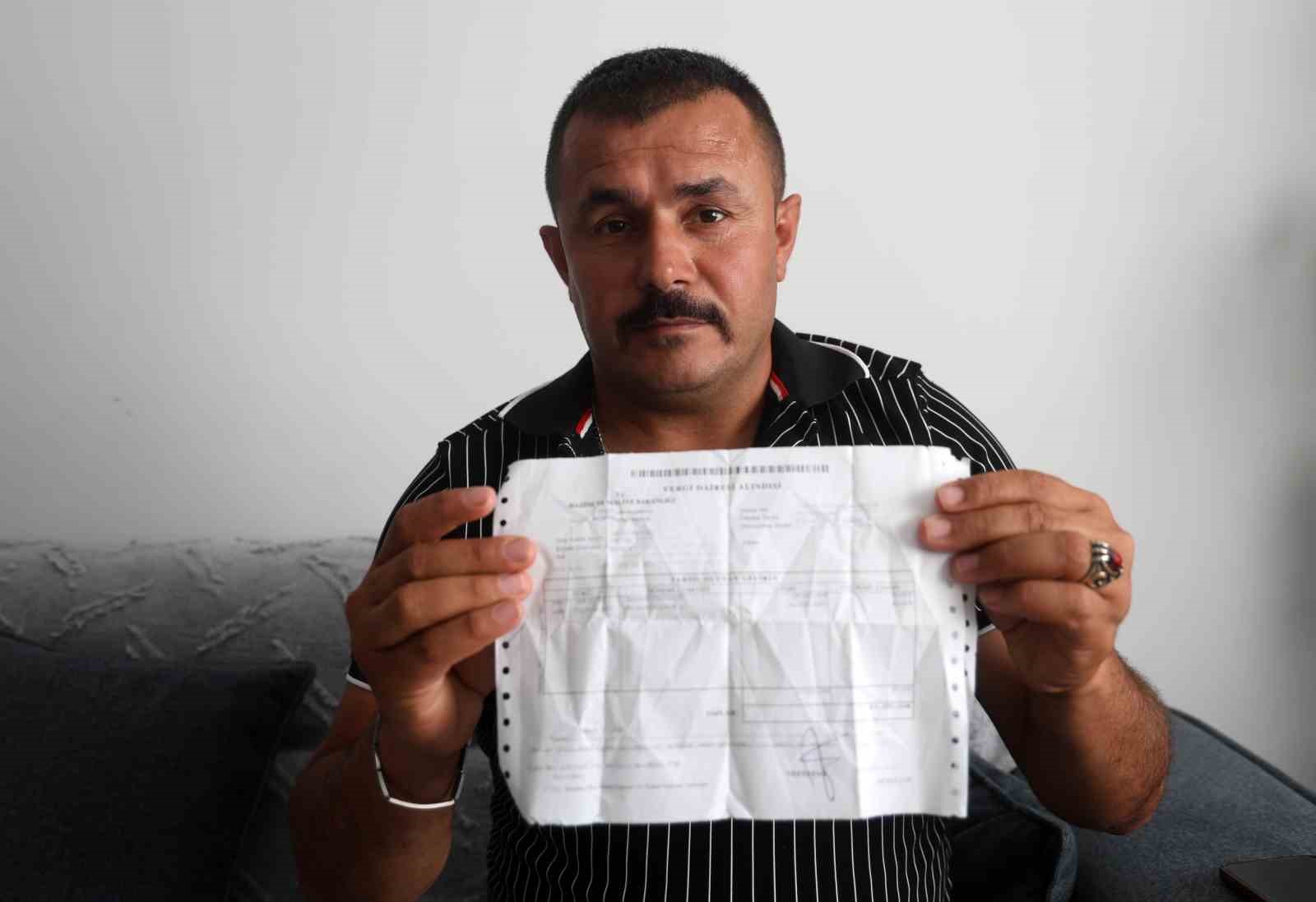 40 aydır yaşadığını kanıtlamaya çalışan adam ‘Gözün aydın’ sözleriyle müjdeli haberi aldı 5 40 aydir yasadigini kanitlamaya calisan adam gozun aydin sozleriyle mujdeli haberi aldi 1 Nvl1AuIU