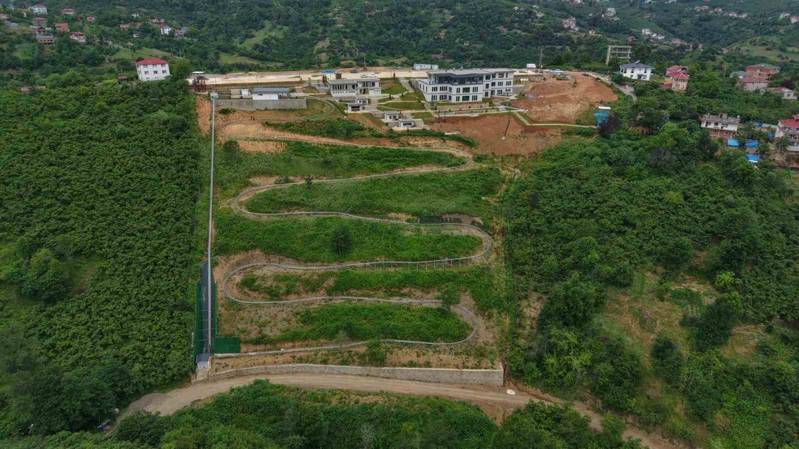 40 kilometre hiz 850 metrelik parkur karadenizin en uzun dag kizagi trabzonda hizmete giriyor iSgFDzAf